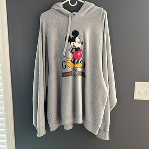 Men’s Gucci oversize Mickey Mouse sweater Size XXXL